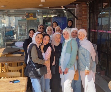 طشة زمرديات